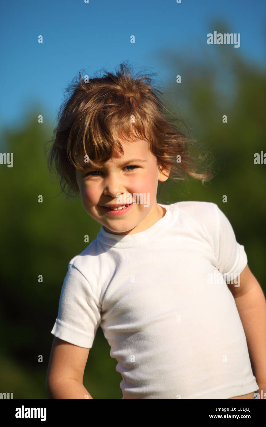 portrait of little smiling girl outdoor Stock Photo - Alamy