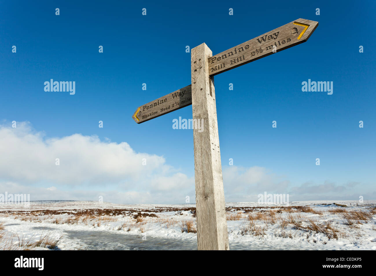 Pennine Way signpost, near the A57 Snake Pass road, Derbyshire Stock Photo