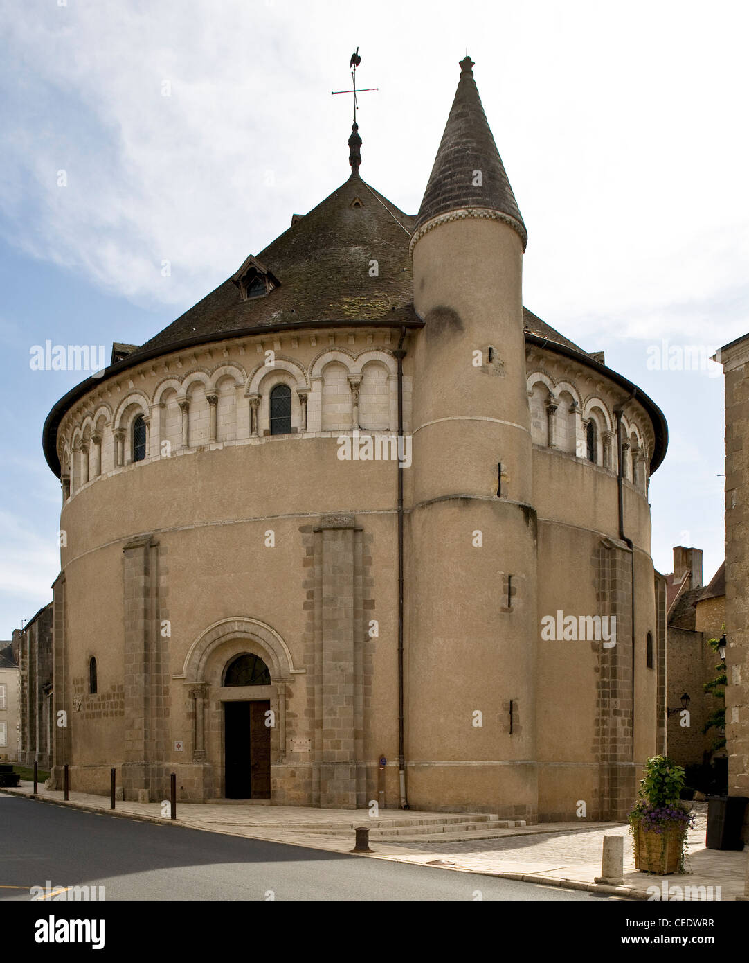 Neuvy-Saint-Sépulchre, Stiftskirche St-Jacques de Neuvy-Saint-Sépulchre Stock Photo