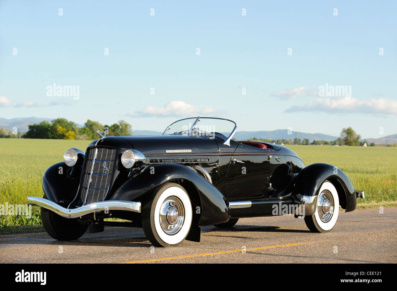 1930s auburn speedster vintage car hi-res stock photography and images ...
