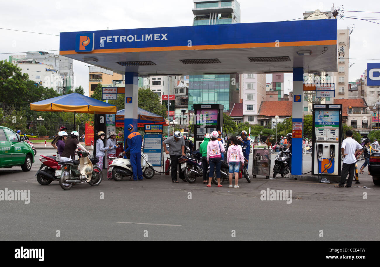 Petrol or Gas Service Station Ho Chi Minh City Vietnam Stock Photo - Alamy