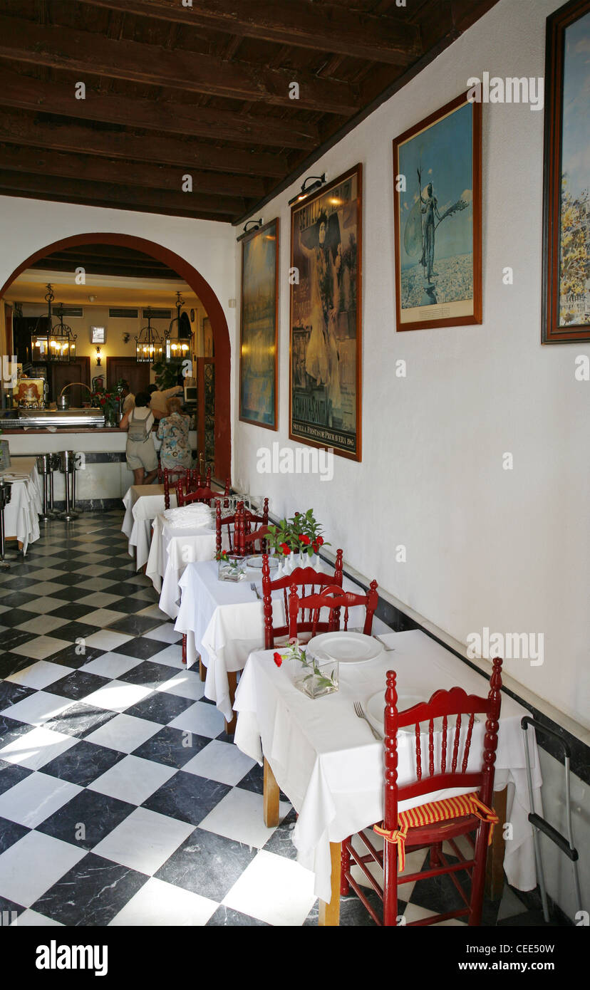 Traditional Spanish restaurant, Seville, Spain Stock Photo Alamy