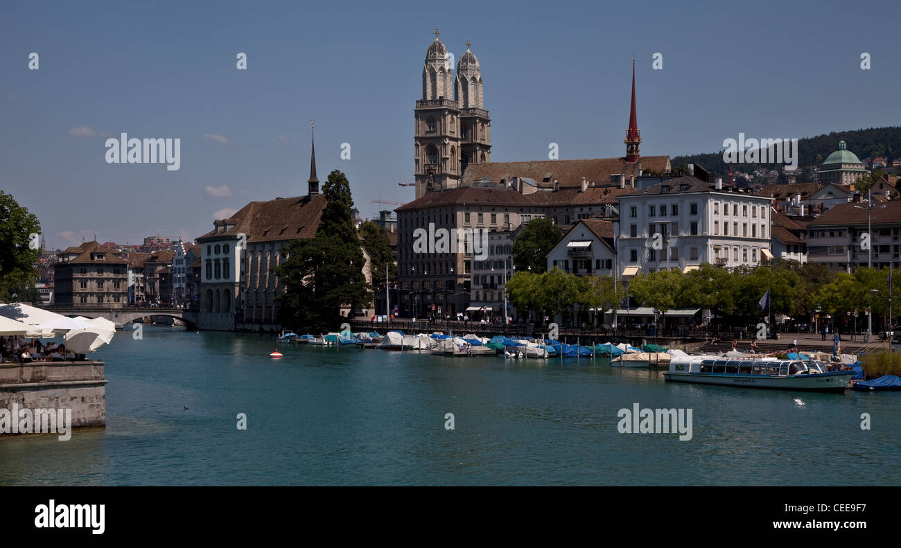Mitte und links hi-res stock photography and images - Alamy