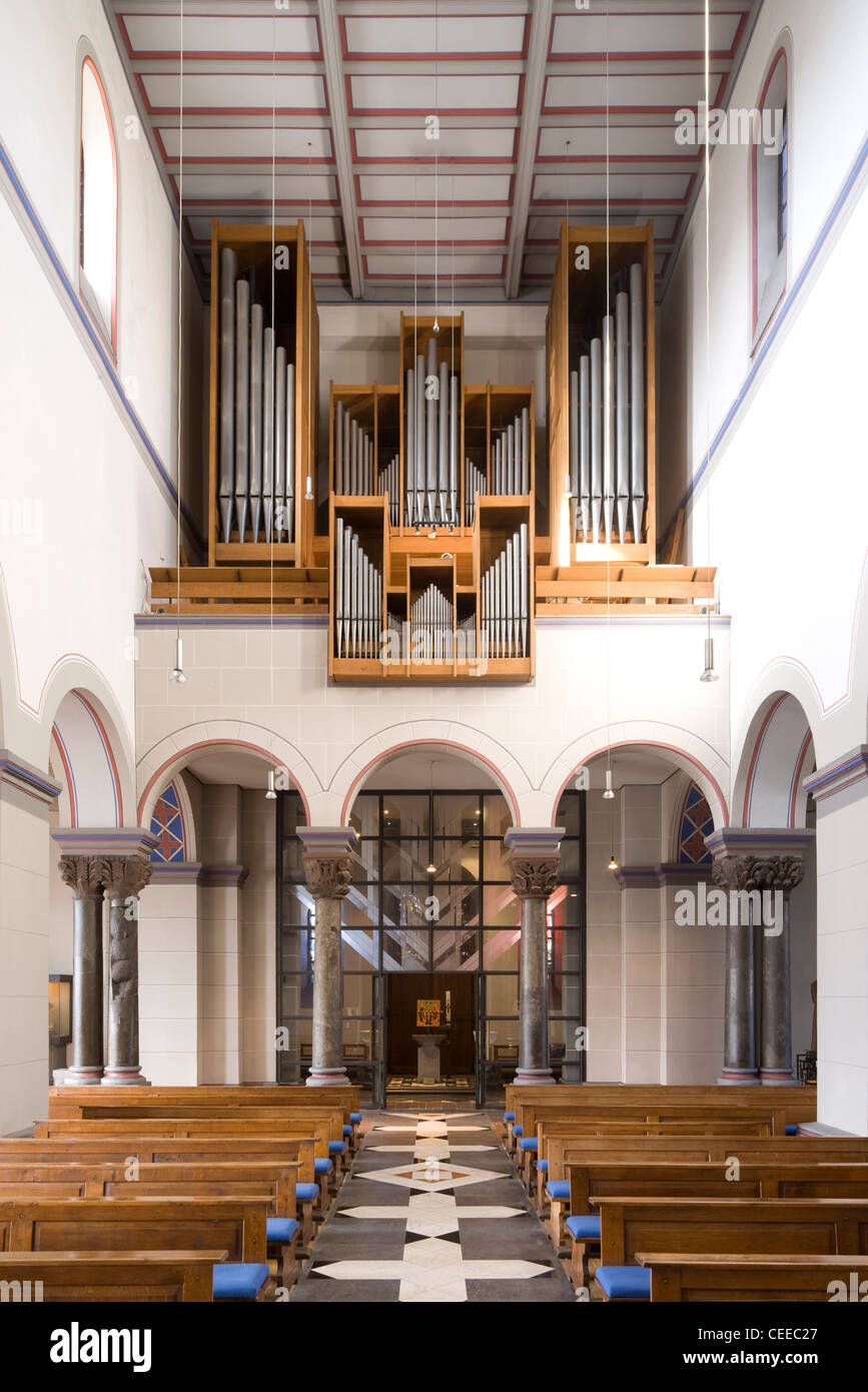 Die kirche von st adalbert hires stock photography and images Alamy