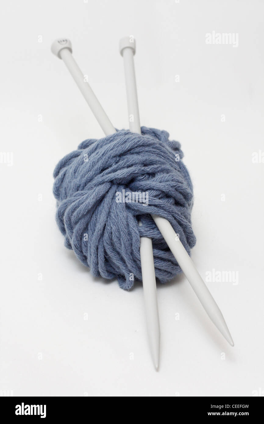 Yarn string art hi-res stock photography and images - Alamy