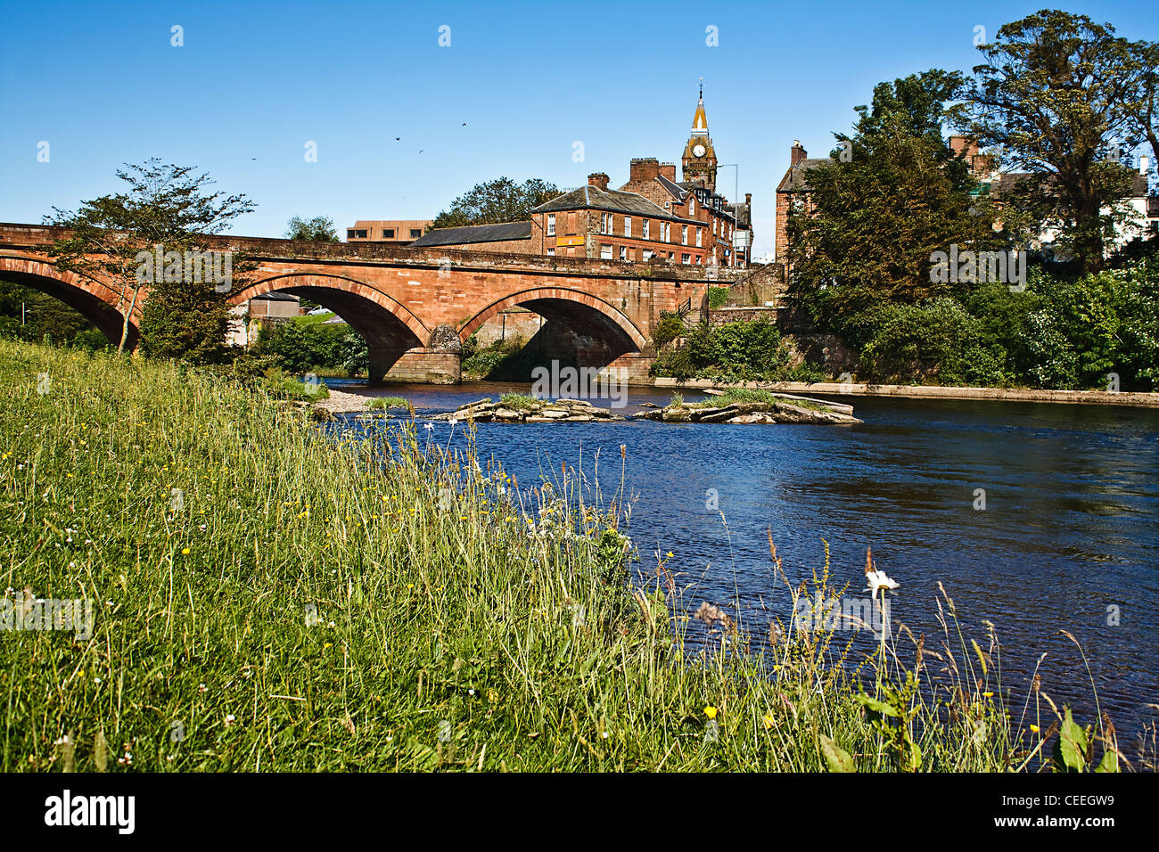 The River Annan, Annan Bridge and Town Hall, Dumfries and Galloway Stock Photo