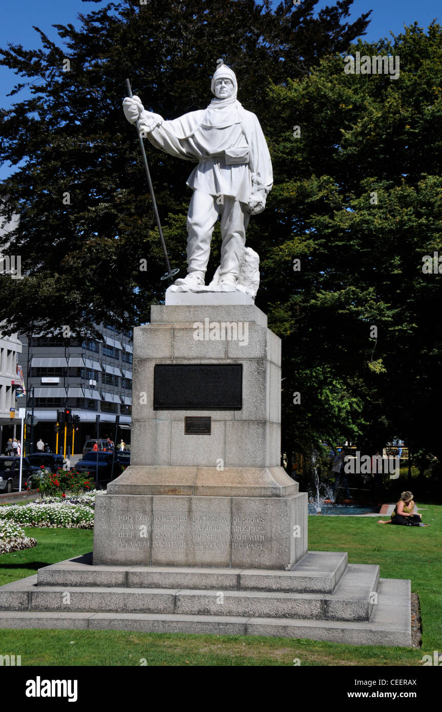 Statue Of Captain Scott Hi res Stock Photography And Images Alamy statue-of-captain-scott-hi-res-stock-photography-and-images-alamy