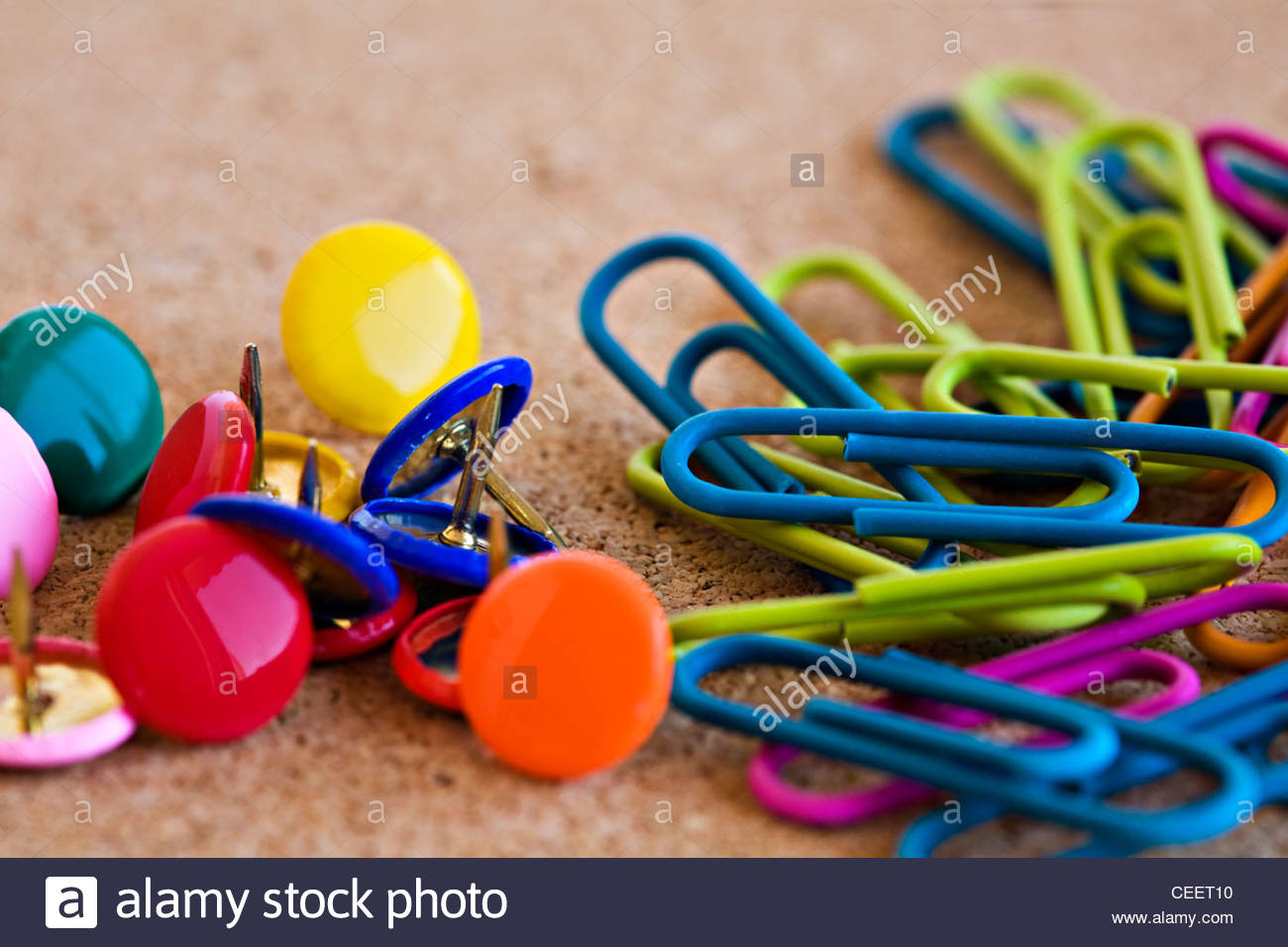 Drawing Pins High Resolution Stock Photography and Images Alamy