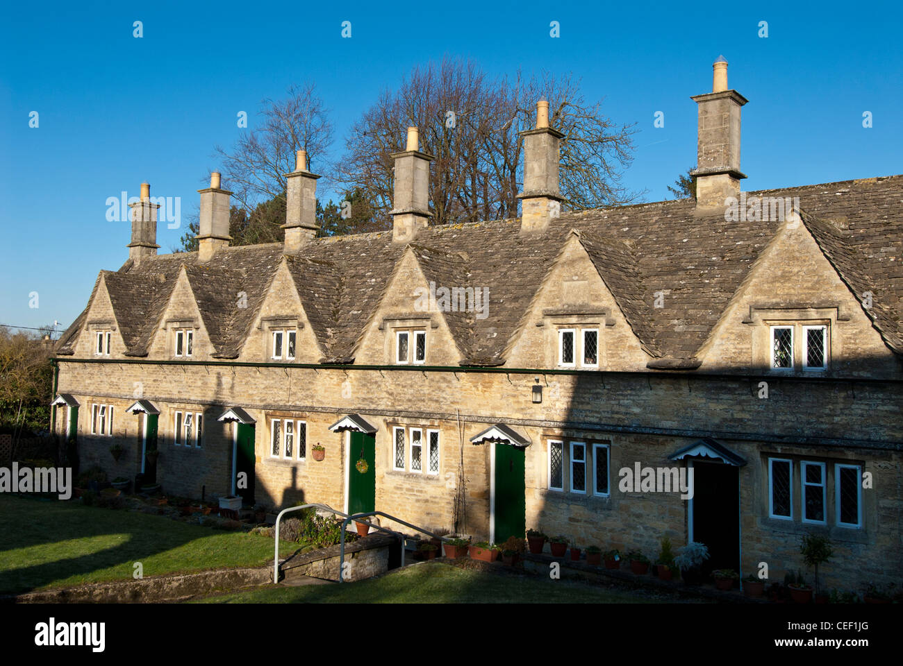 Chipping norton houses hires stock photography and images Alamy