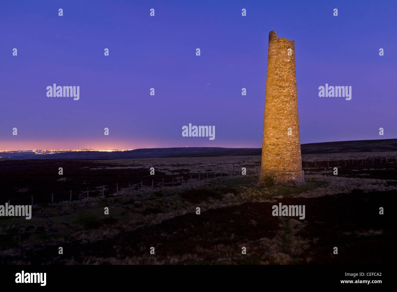 The remains of a chimney from the Sikehead Lead Mine on Allenshields and Buckshott Moor, County Durham Stock Photo