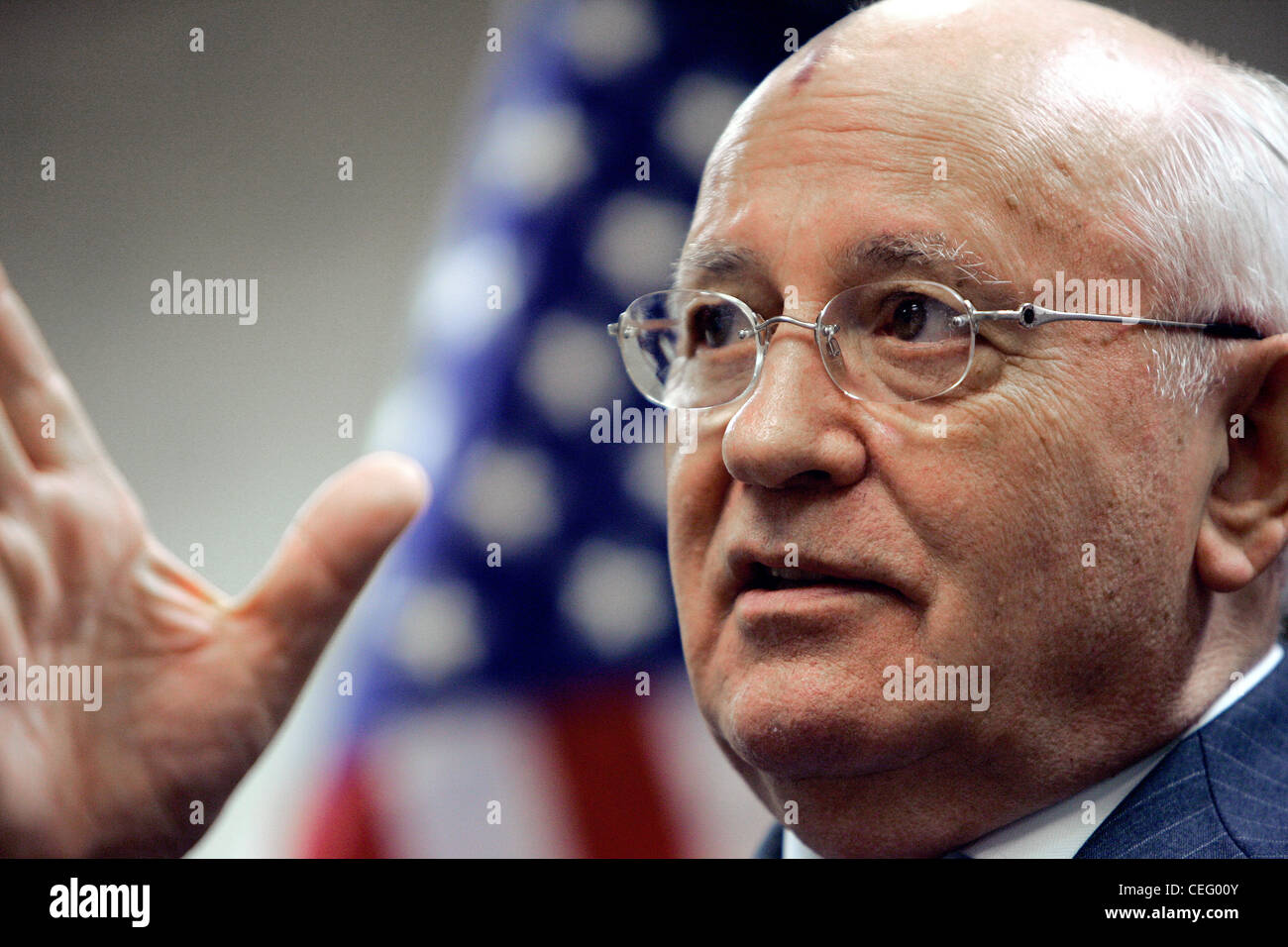 Soviet president mikhail gorbachev president hi-res stock photography ...