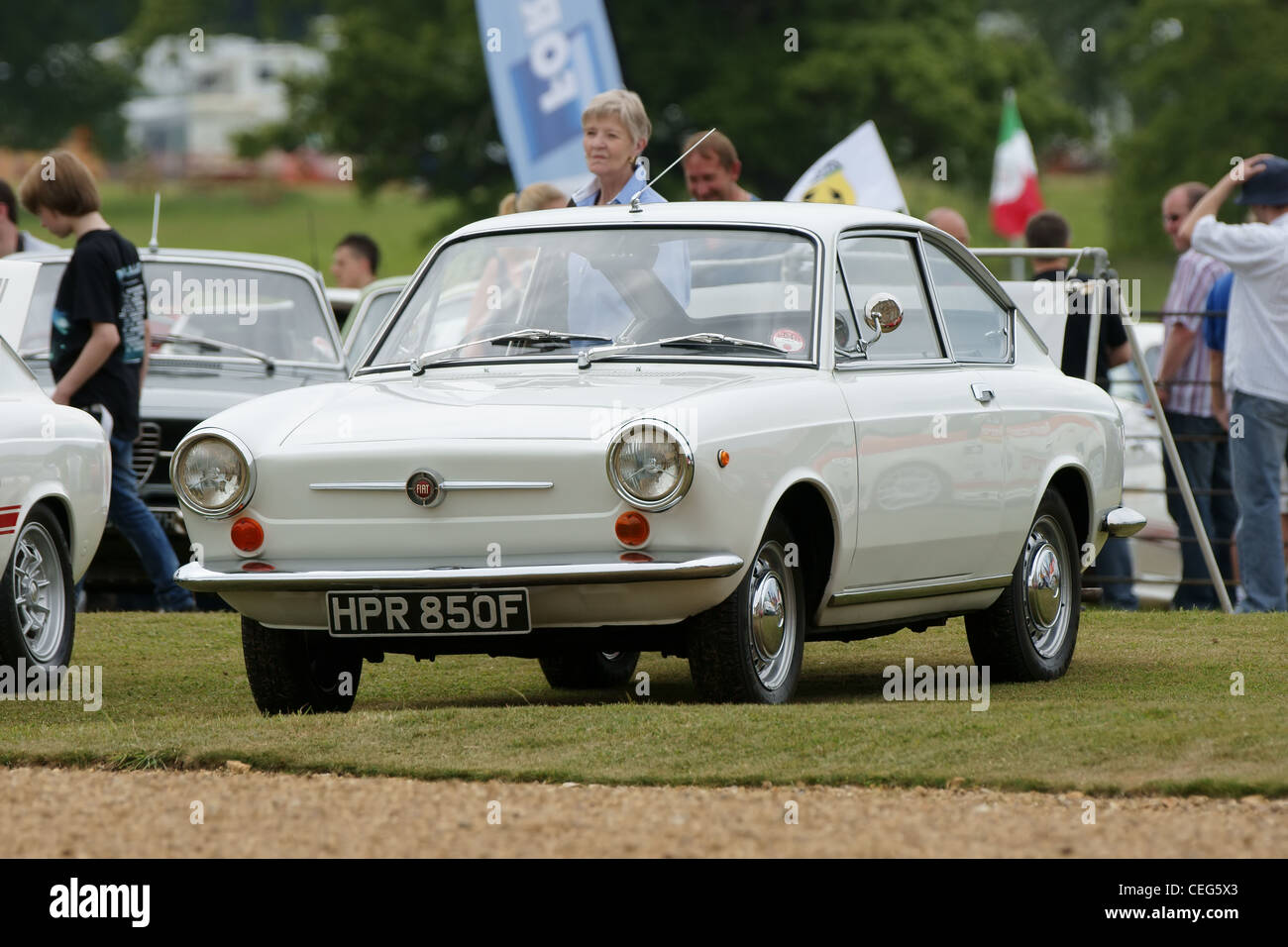 Top 93+ images fiat 850 coupe 1967 - In.thptnganamst.edu.vn