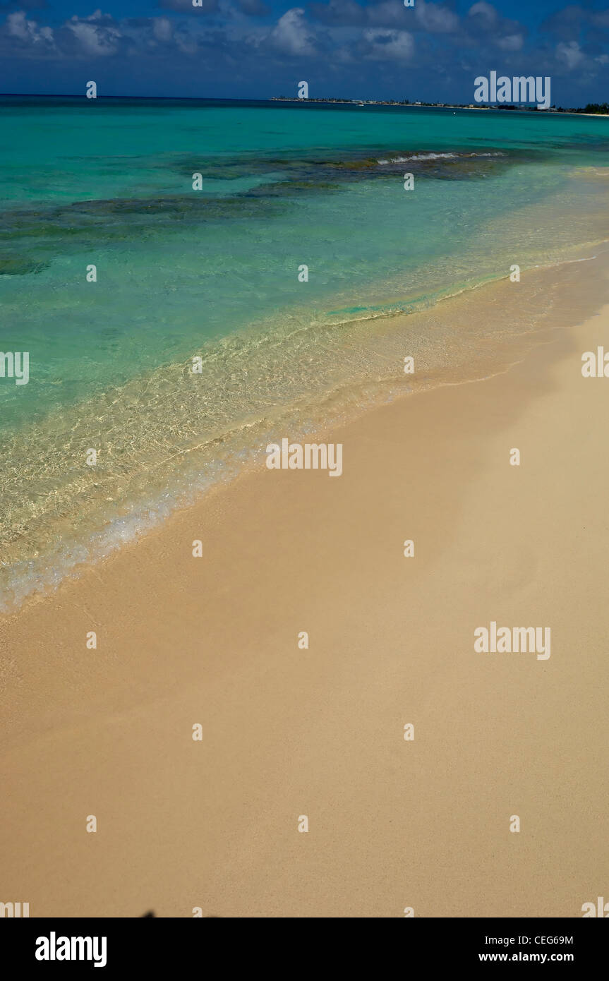 Grand cayman islands tourism hi-res stock photography and images - Alamy
