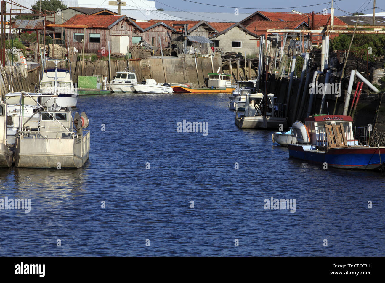 Gujan mestras hi-res stock photography and images - Alamy