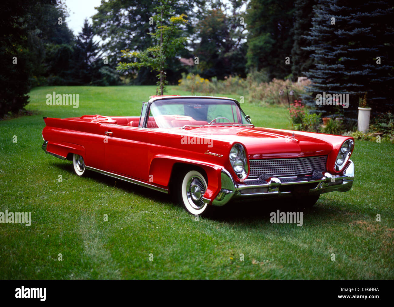 Lincoln continental mark iii hi-res stock photography and images - Alamy