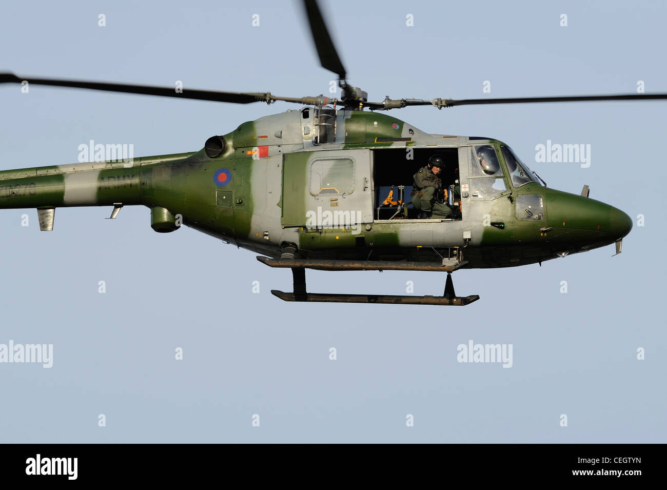army lynx helicopter coming in to land Stock Photo