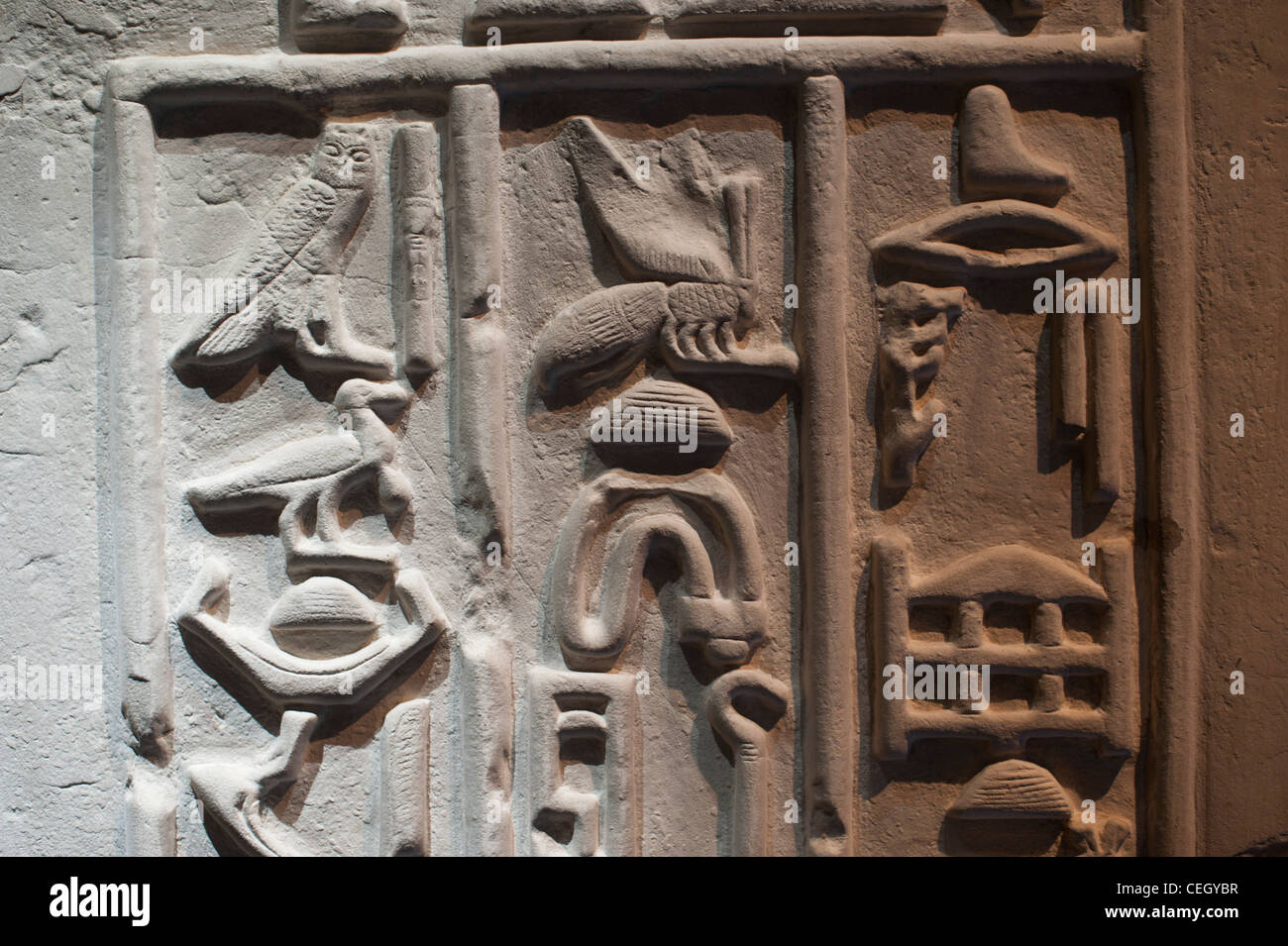 Egyptian stone carvings and painted Hieroglyphics Stock Photo Alamy