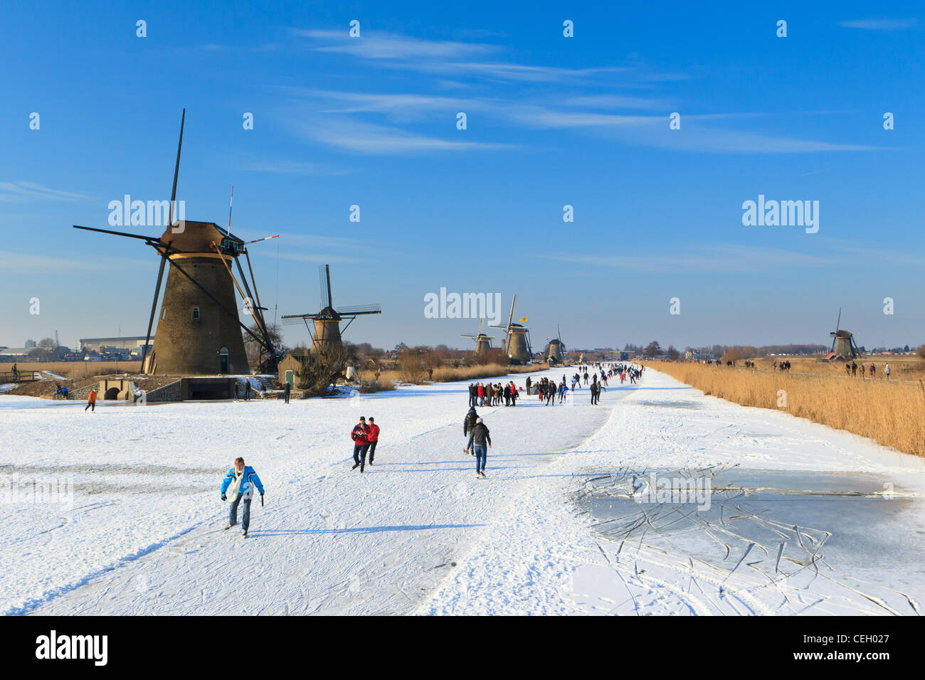 Dutch winter ice skating ice hires stock photography and images Alamy