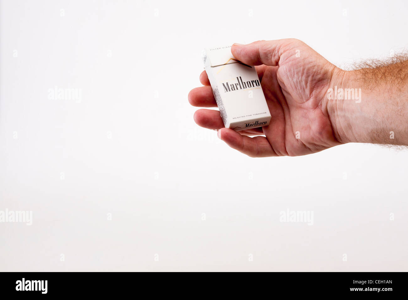 is e cigarettes better than cigarettes Vaping is often seen as a safer alternative to smoking, but it is not  risk-free. From nicotine addiction and harmful chemicals to its impact on  the heart and lungs, vaping can have