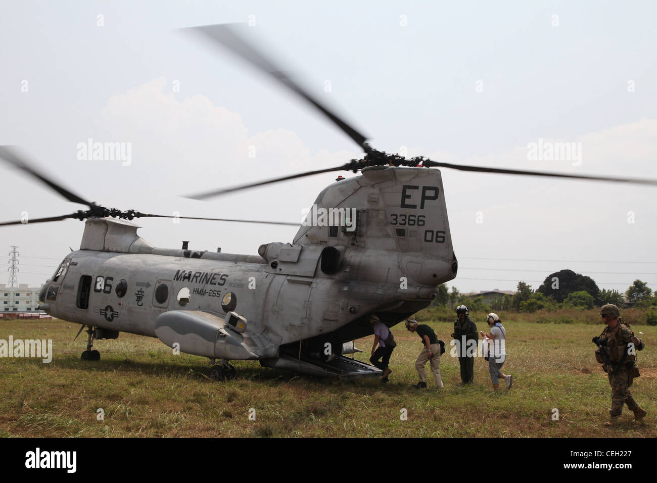 Ch 46e sea knight hi-res stock photography and images - Alamy