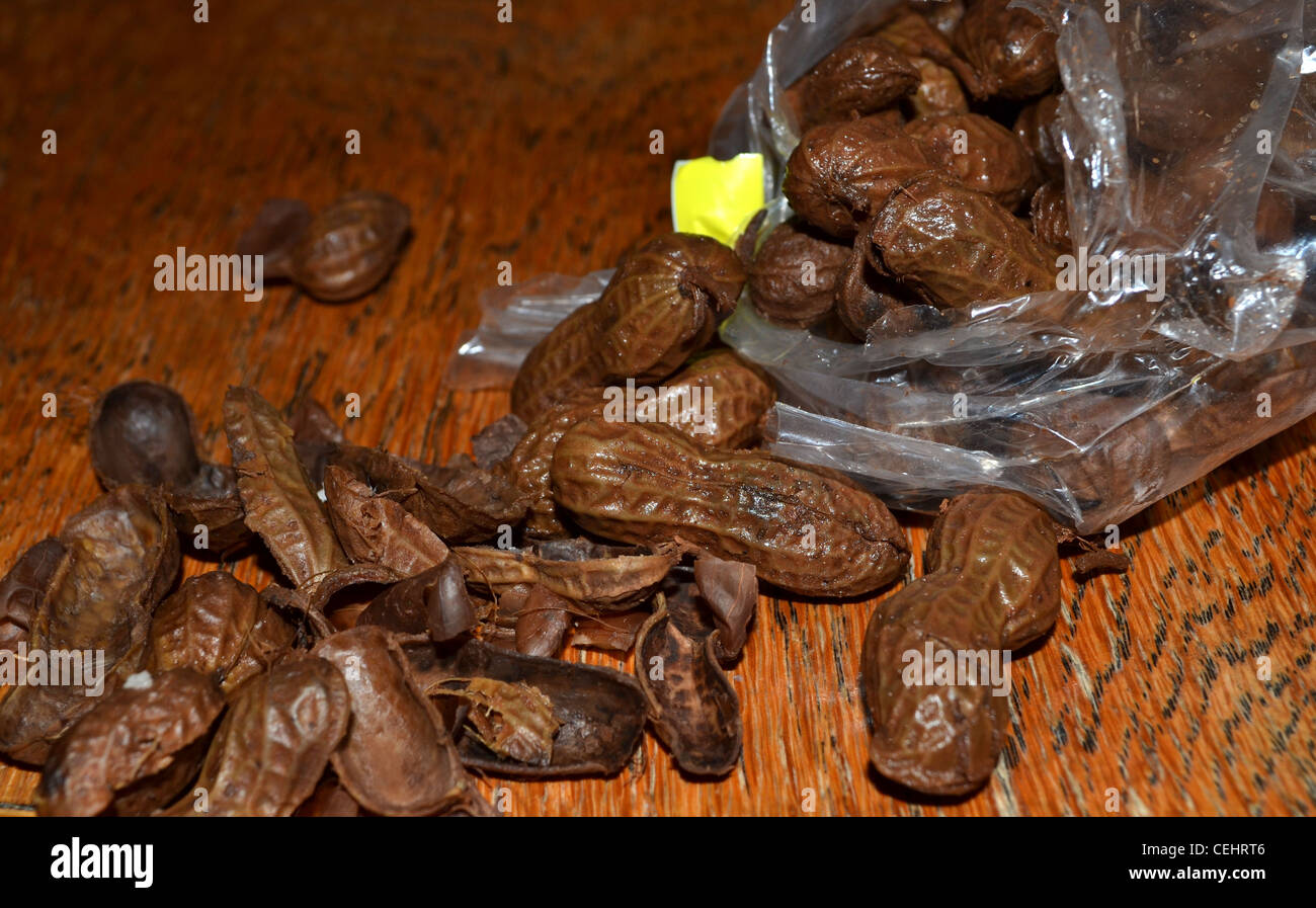 boiled salty peanuts salt Stock Photo - Alamy