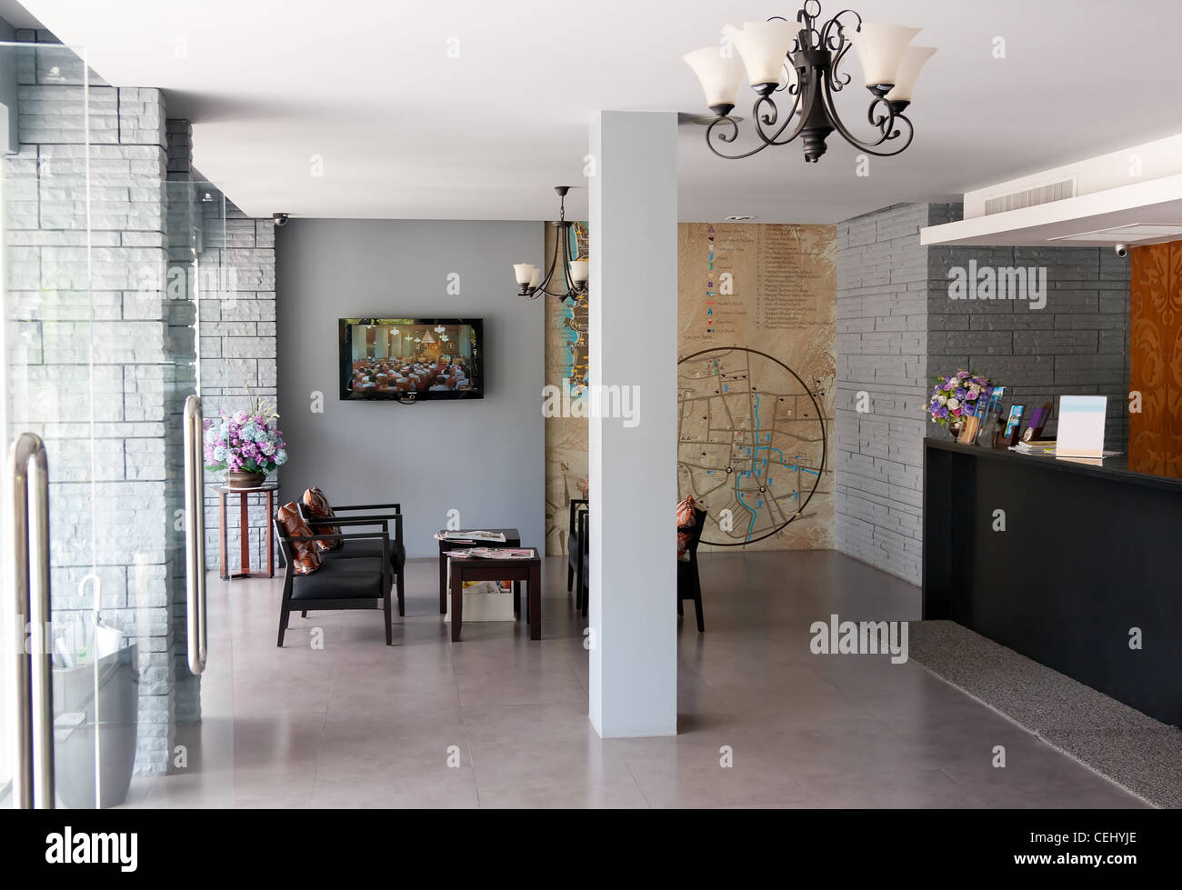 Hotel lobby wood floor hi-res stock photography and images - Alamy