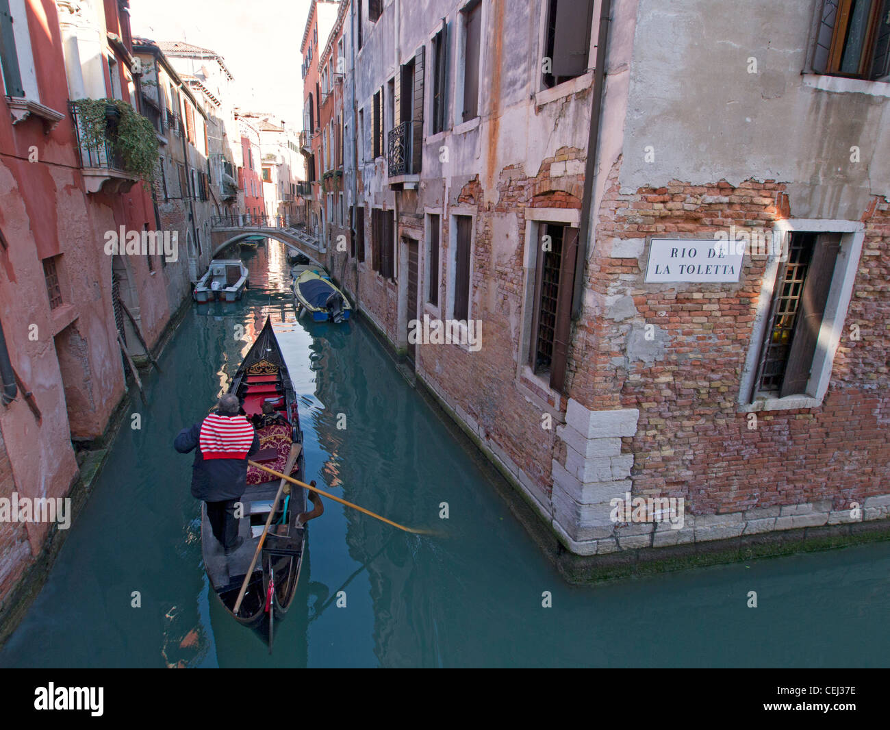 Italy gondola hi-res stock photography and images - Alamy
