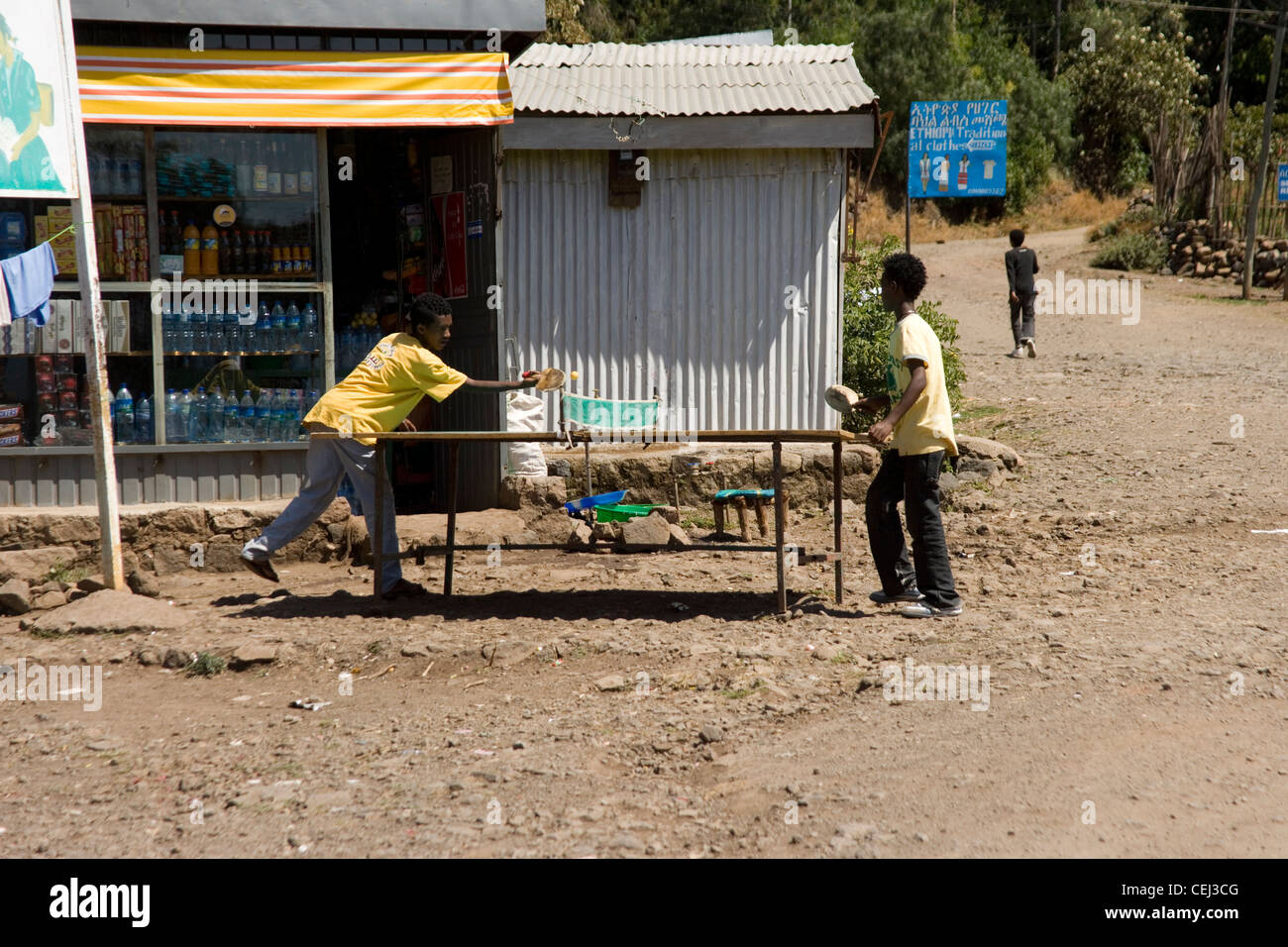 Street table tennis game in Lalibela in Ethiopia Stock Photo Alamy