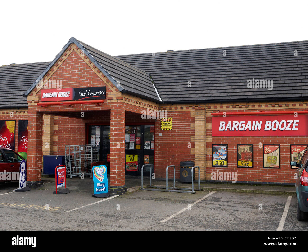 Entrance to Bargain Booze shop in Sandbach Cheshire UK Stock Photo