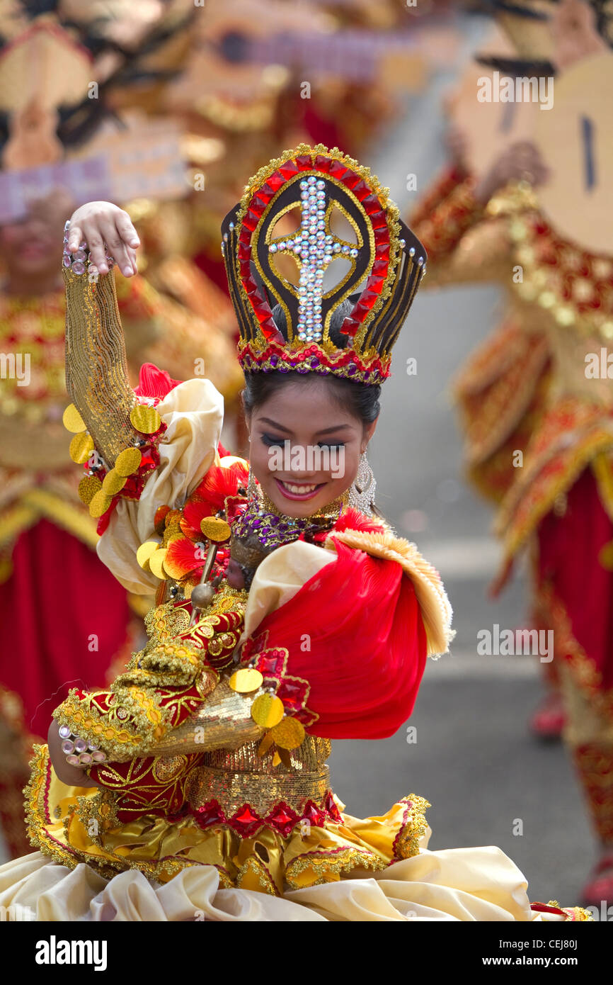 Lead dancer in Sinulog Grande Parade 2012 Stock Photo
