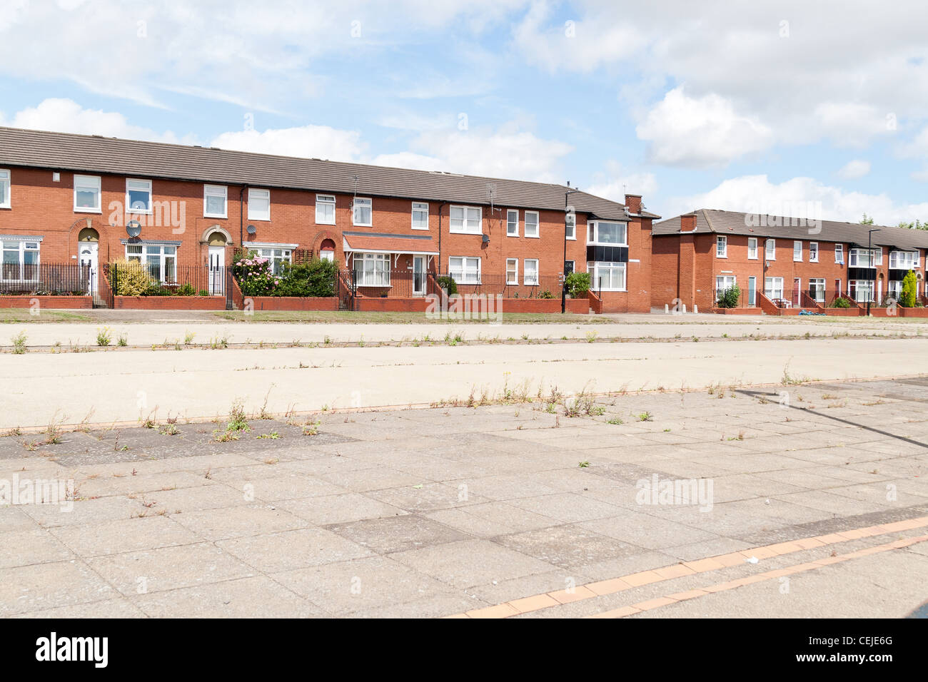 Urban red brick terraced houses at Wallsend Newcastle Stock Photo Alamy