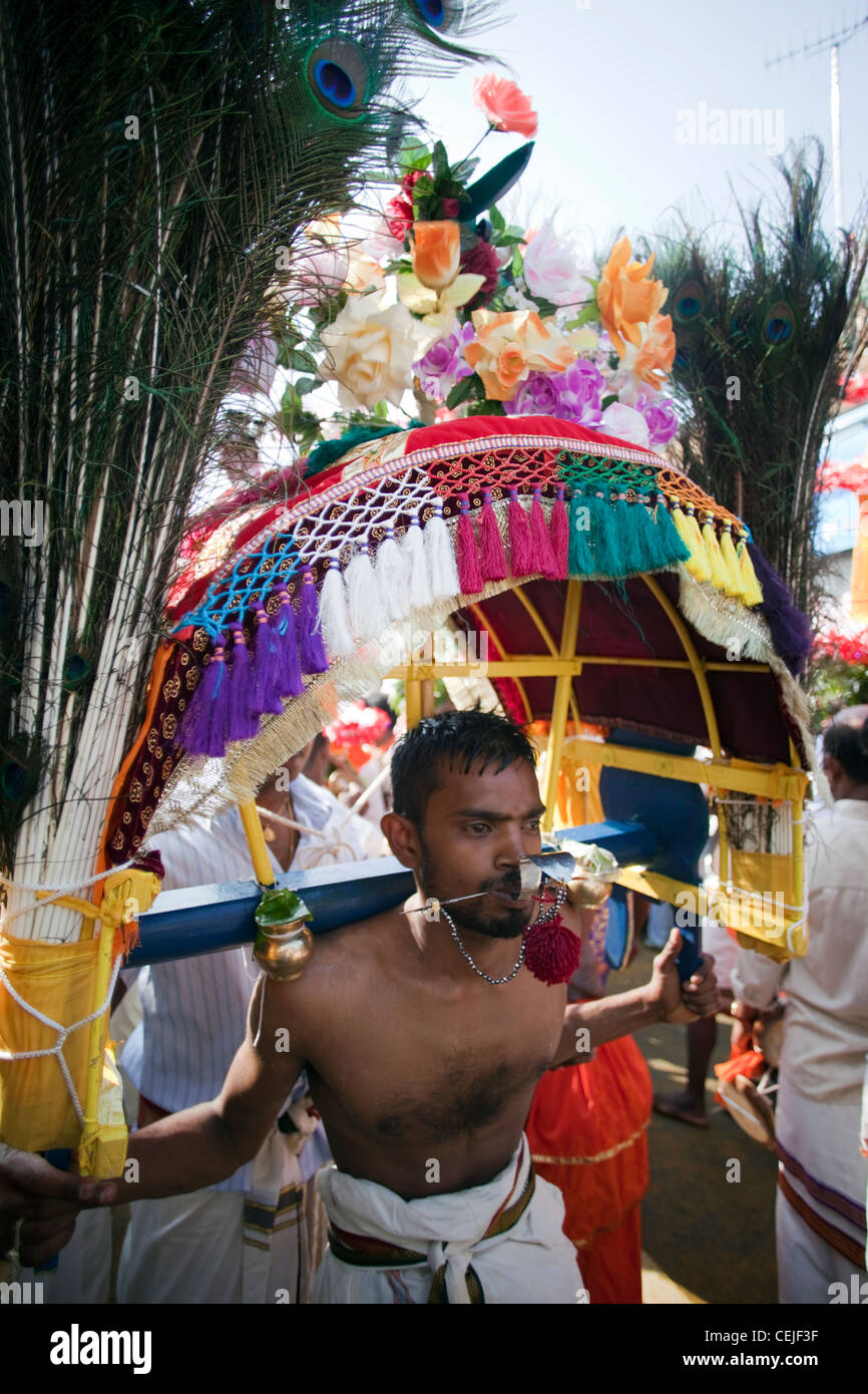 England, London, Ealing, Shri Kanaga Thurkkai Amman Temple, Chariot Festival Participants Stock Photo