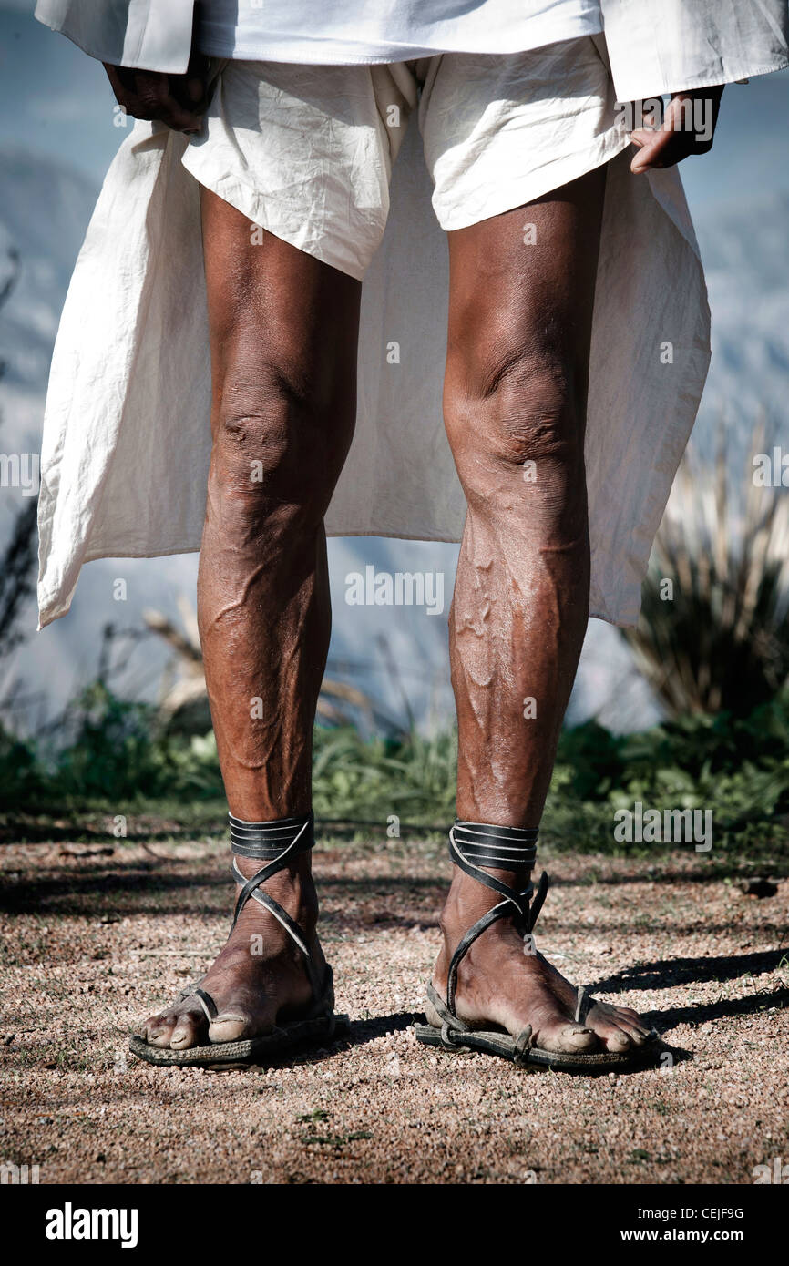 Legs Of A Tarahumara Runner At The Ultramaraton De Los Canones In Stock Photo Alamy