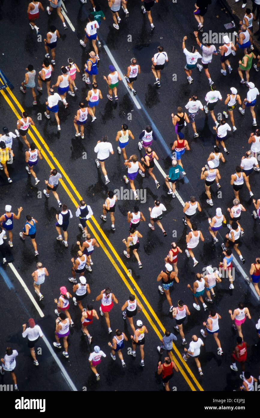 Aerial view of runners in the 1994 New York City Marathon Stock Photo