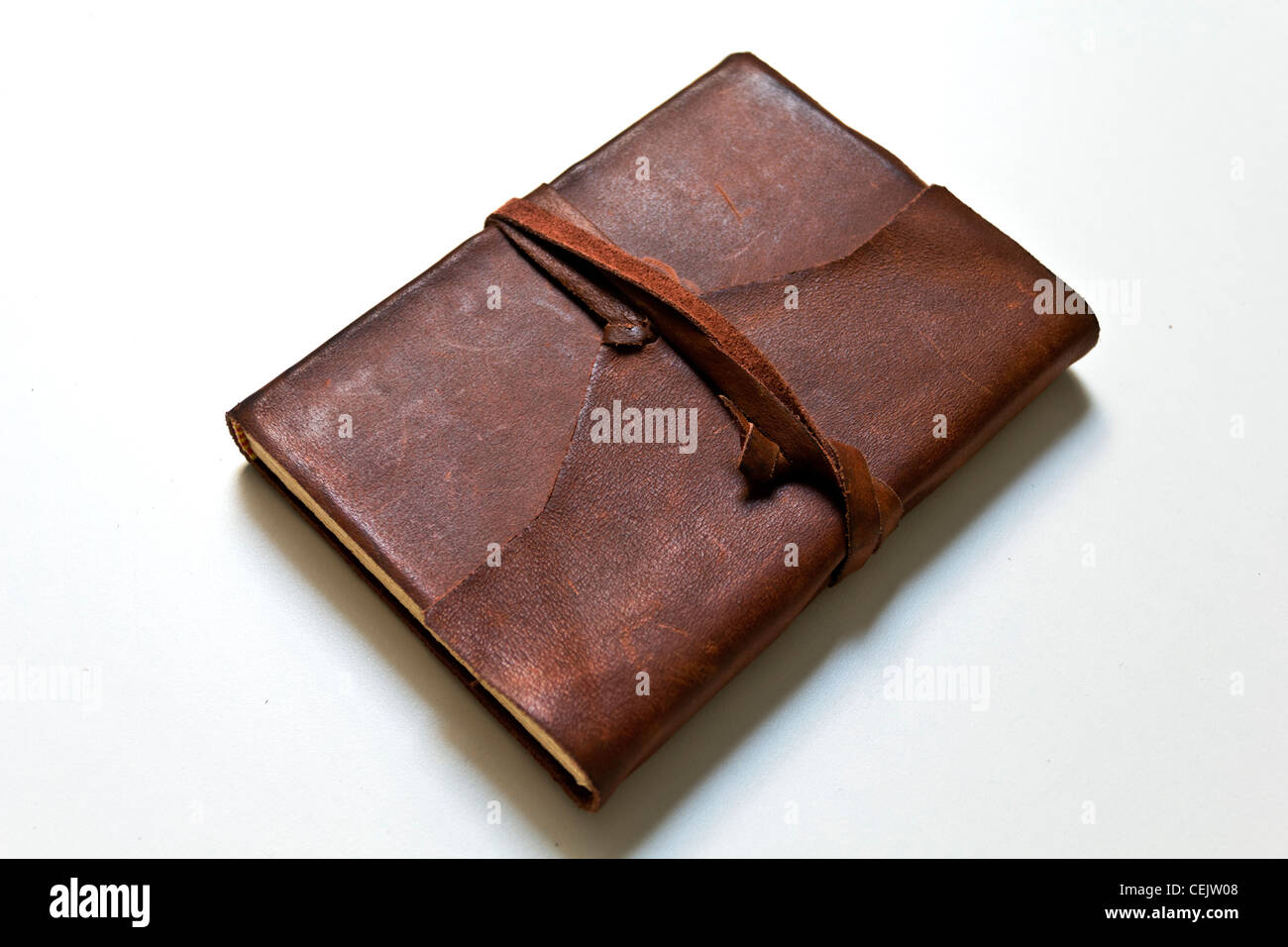 Vintage leather book hi-res stock photography and images - Alamy