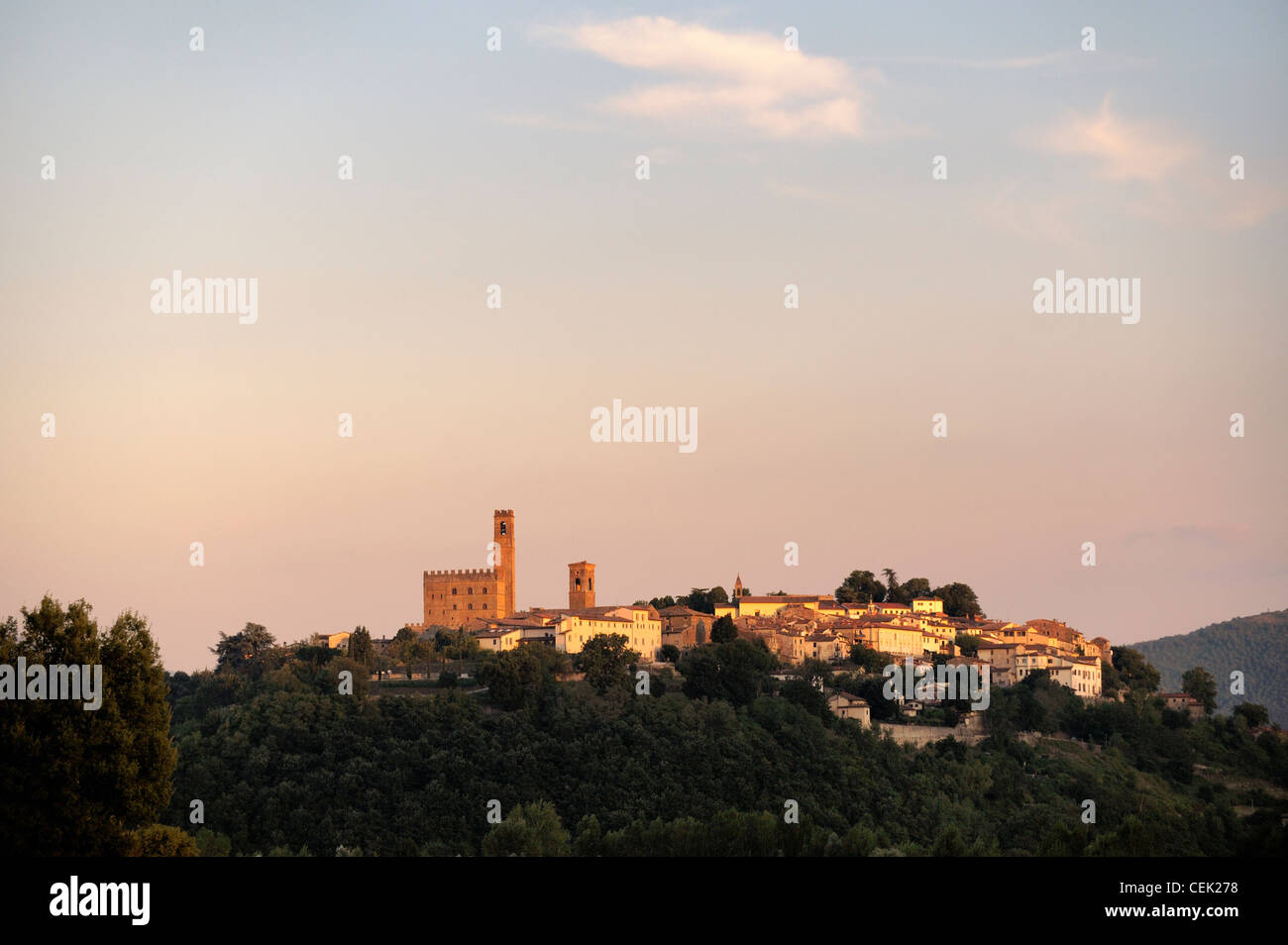 The mediaeval castle and hill town of Poppi, Tuscany, Italy. Summer evening Stock Photo
