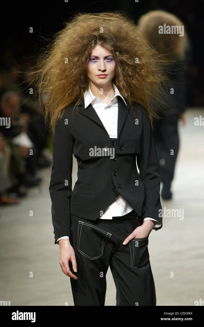 Ys Paris Ready To Wear Spring Summer Model Long Brunette Hair