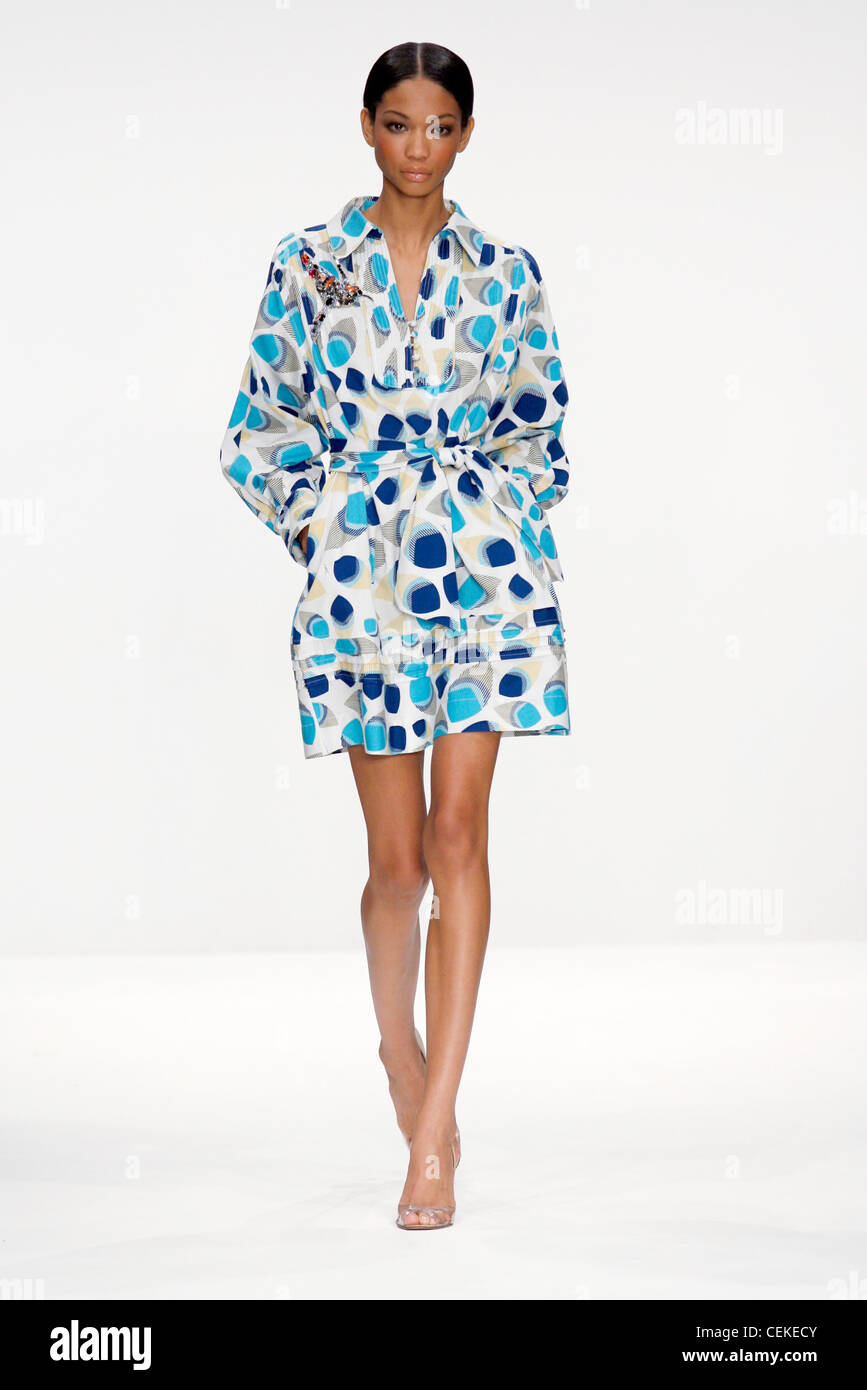 iman wearing project runway dress IMAN | Meet the designer behind my glorious gown. Nardos Imam @nardosdesign is a renowned fashion designer who has developed a strong reputation