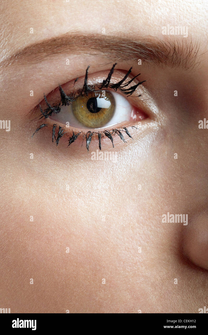 Clumpy mascara hi-res stock photography and images - Alamy