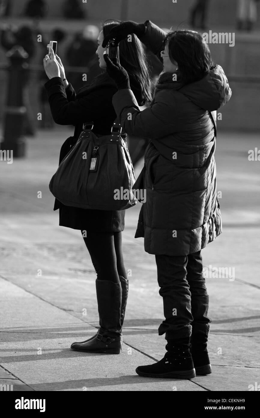 Taking picture photograph photo photos Black and White Stock Photos