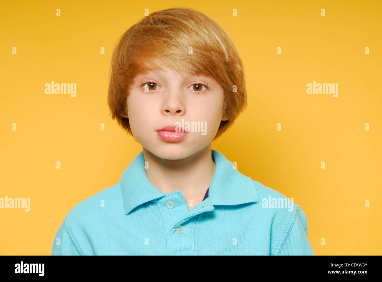Boy looking with viewer hires stock photography and images Alamy