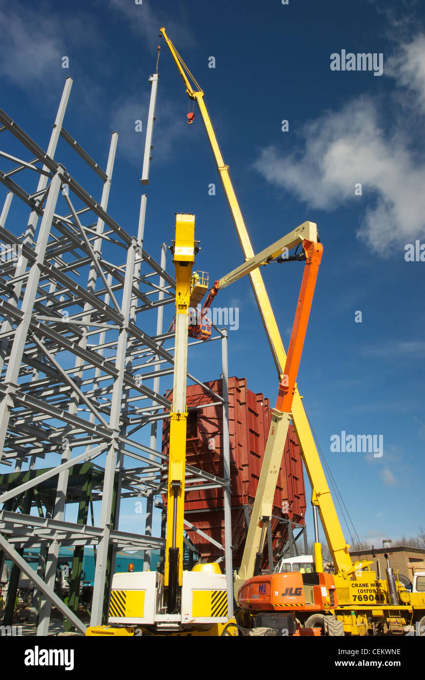 Welded steel frame construction hi-res stock photography and images - Alamy