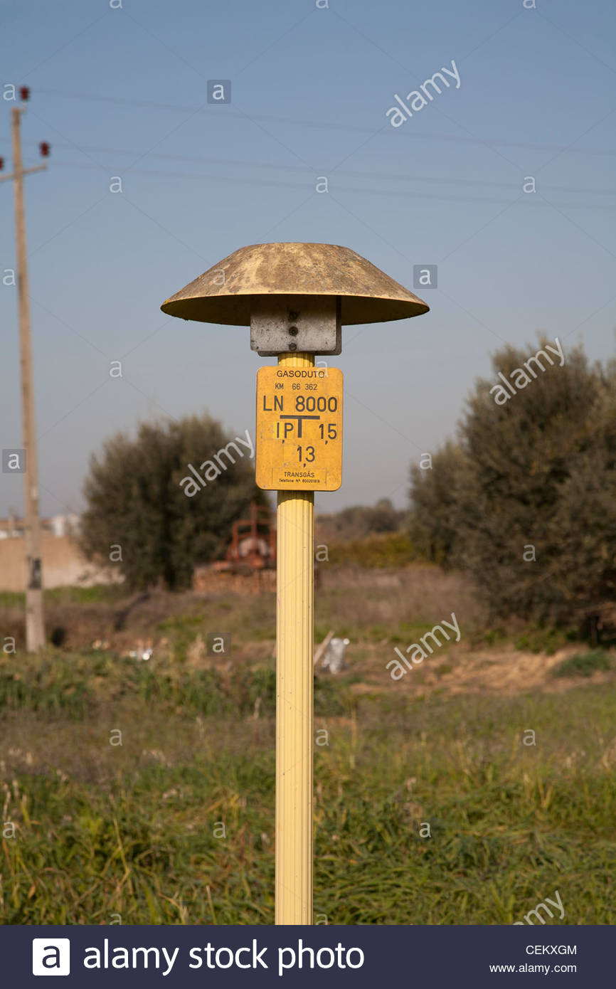 Pipeline Marker Stock Photos & Pipeline Marker Stock Images Alamy