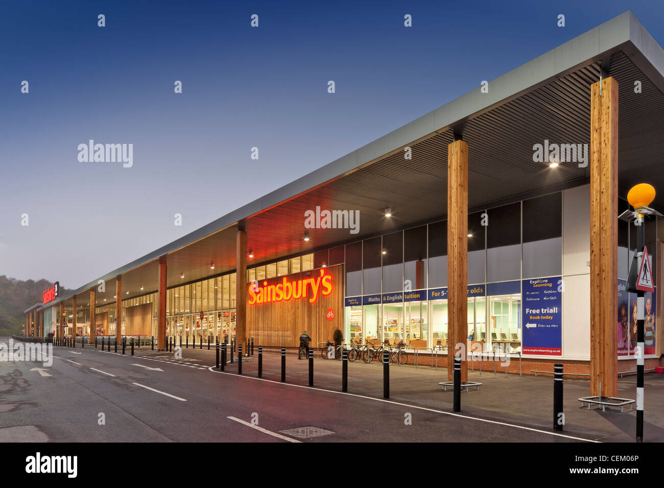 Sainsburys Superstore in Ashford Bybrook Stock Photo