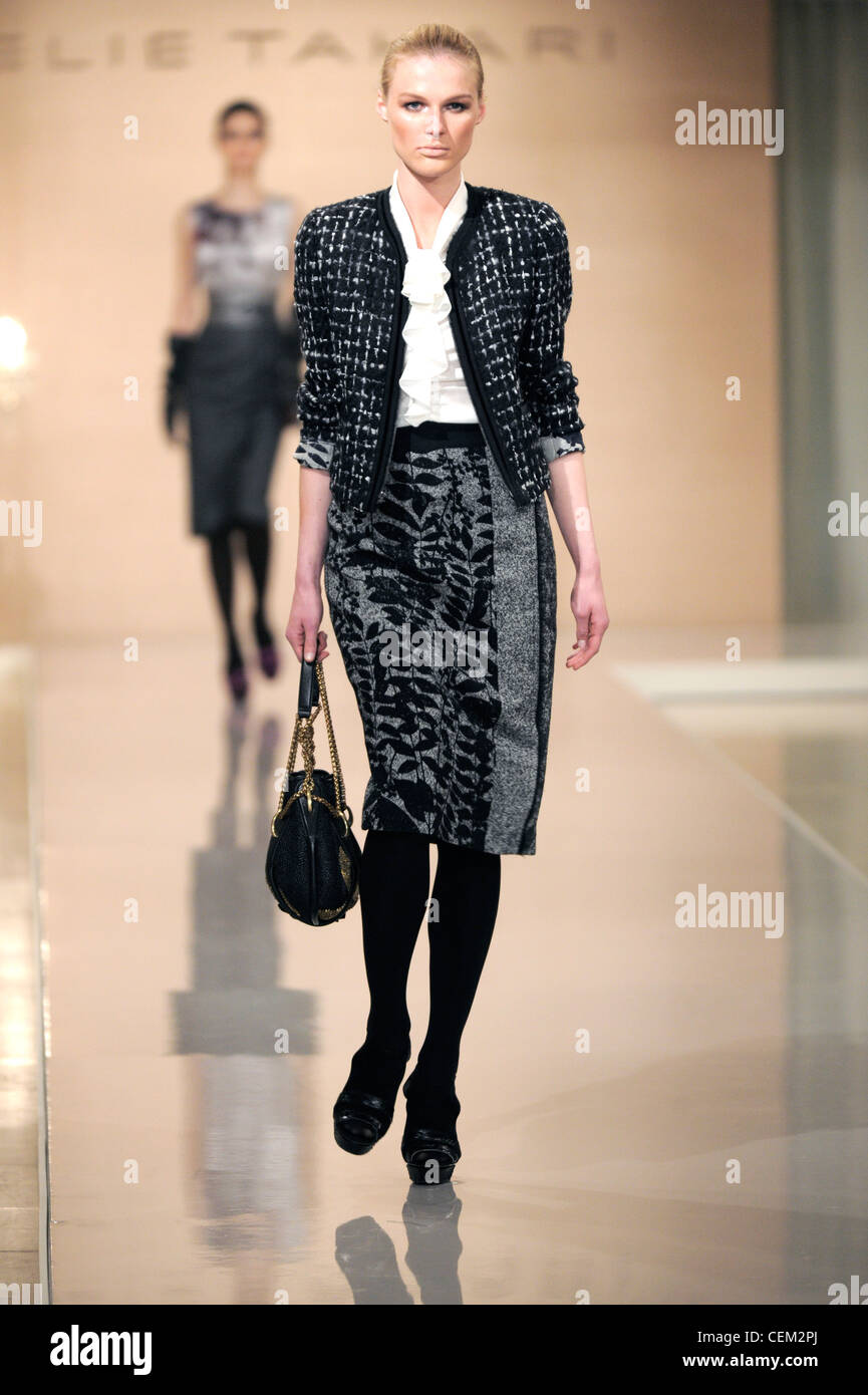 Tahari tweed cheap jacket