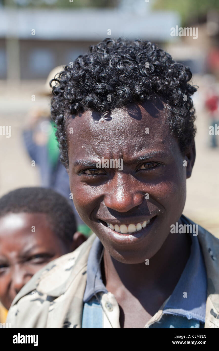 Ethiopian hair style hi-res stock photography and images - Alamy