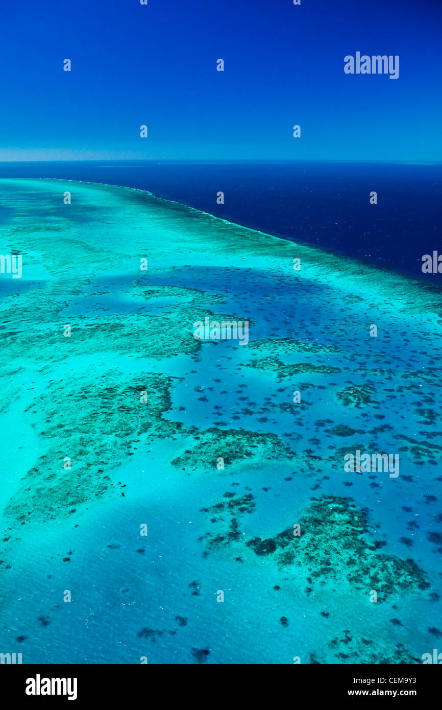 Aerial view of Arlington Reef, near Cairns. Great Barrier Reef Marine Park, Queensland, Australia Stock Photo
