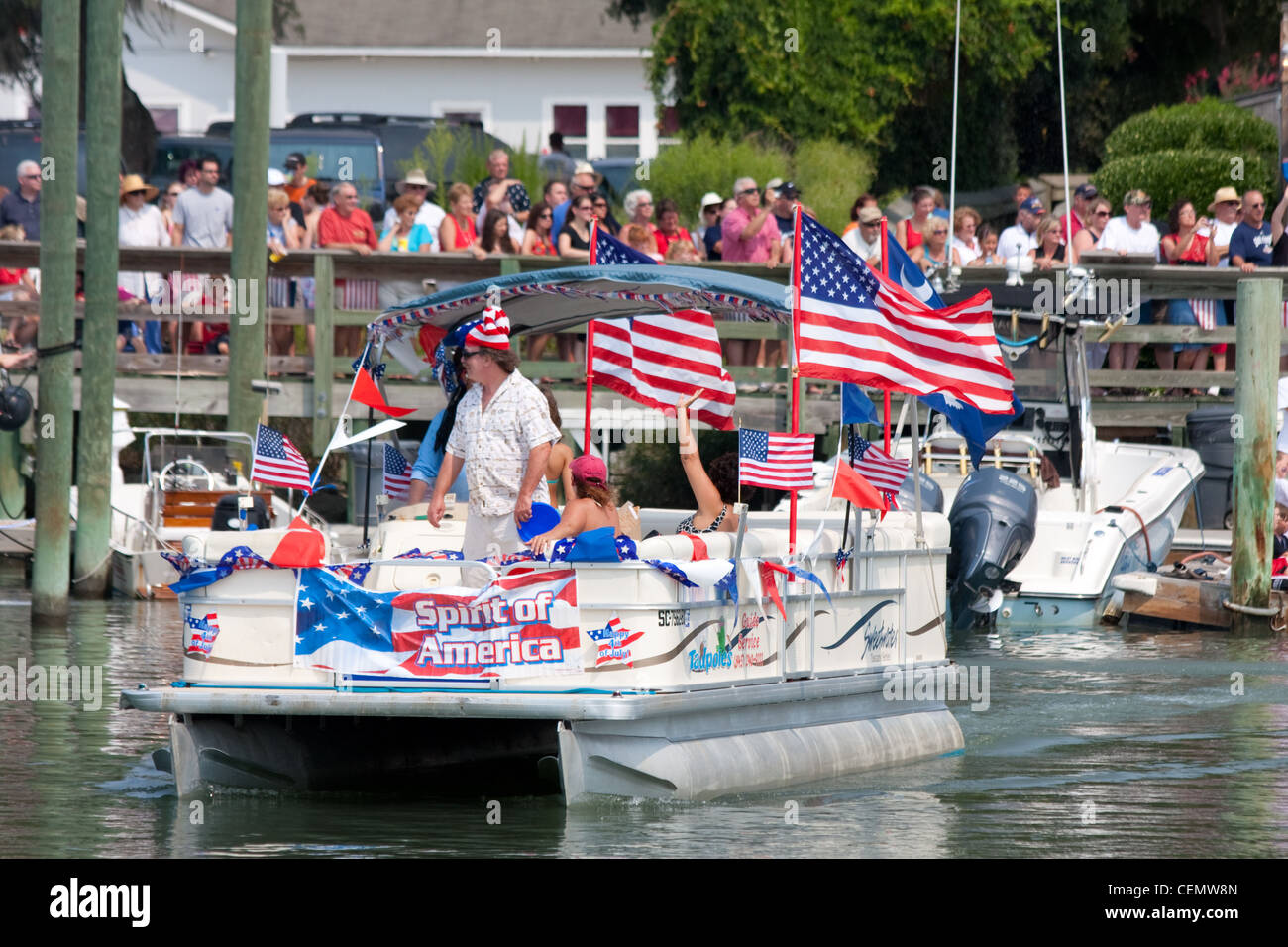 fourth of july boat parade clip art