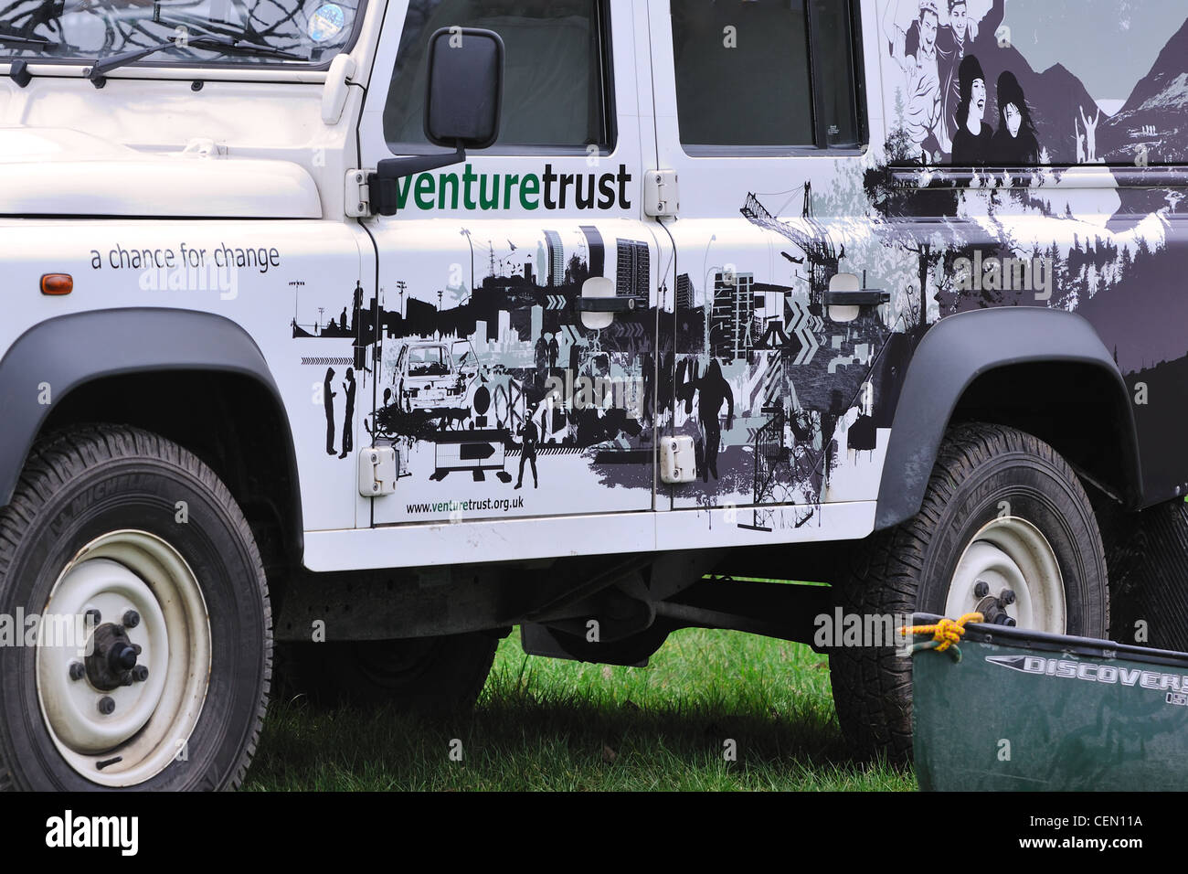 The venture trust Landrover and kayak Stock Photo