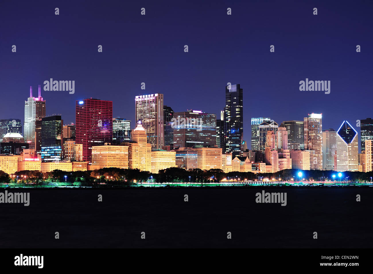 Chicago city downtown urban skyline at dusk with skyscrapers over Lake ...